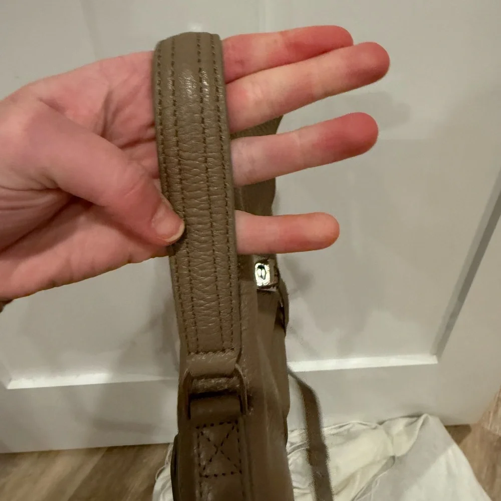 Rebecca Minkoff Darren Crossbody Purse - Picture 5 of 16